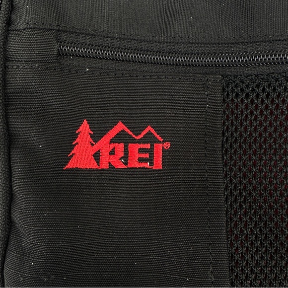 Vintage REI Lumbar Fanny Hip Pack Waist Bag Sling Crossbody Hiking Backpacking - Picture 13 of 16